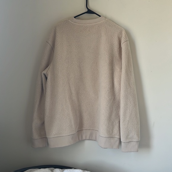 Sherpa Sweatshirt - Picture 4 of 4